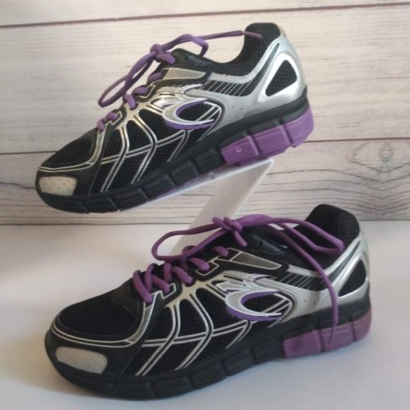 gdefy Shoes Gravity Defyer Training Shoes Womens Poshmark